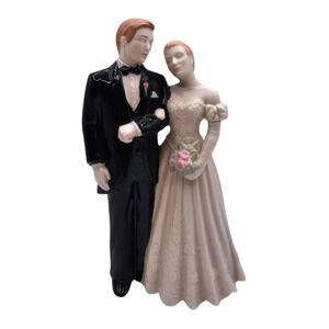 Vintage 1960s Bride and Groom Hand Painted Porcelain Figurine Wedding